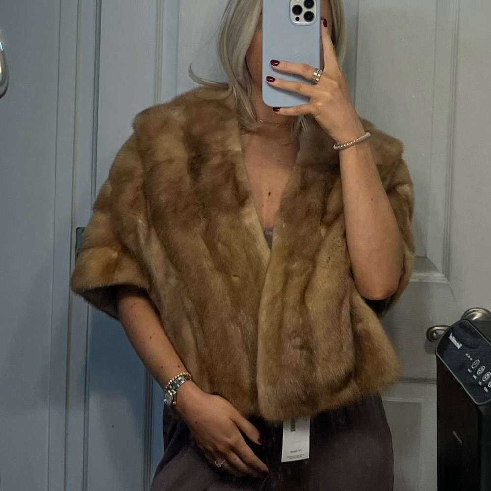 Fur Shawl - image 3